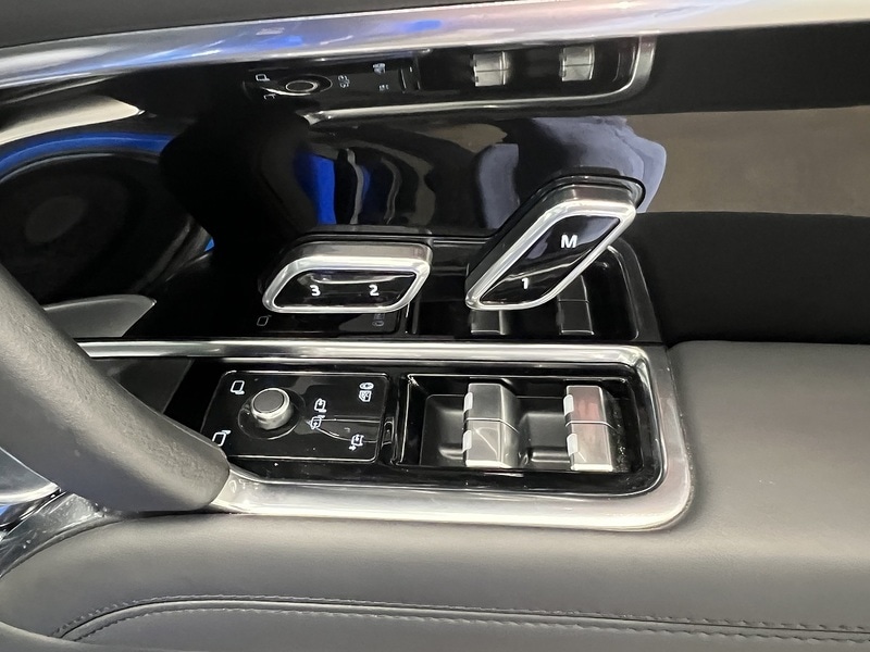 Used Land Rover Range Rover 2025 for sale - 77023984: Photo 12