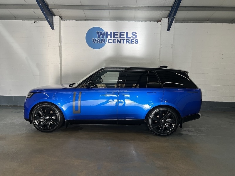 Used Land Rover Range Rover 2025 for sale - 77023984: Photo 2