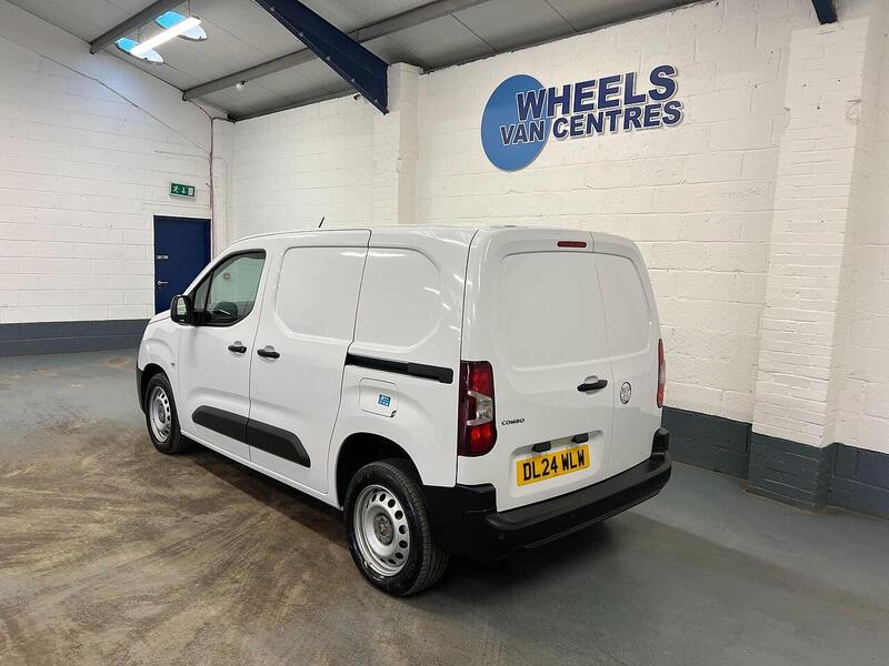 Used Vauxhall Combo 2024 for sale - 76904360: Photo 5