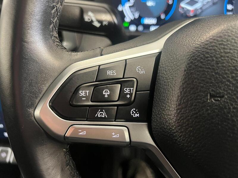 Used Volkswagen Amarok 2023 for sale - 76904406: Photo 16