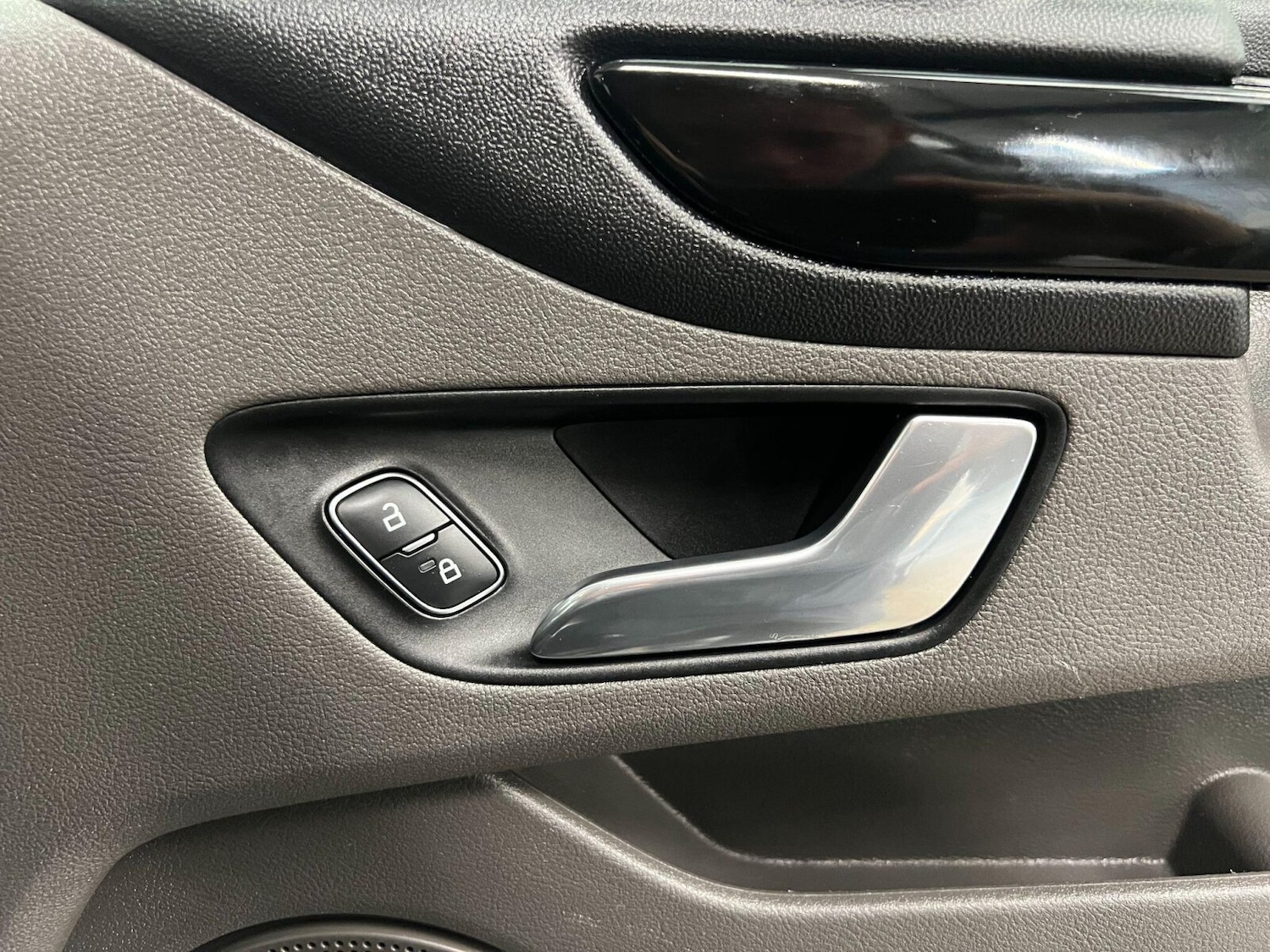 Used Ford Transit Custom 2022 for sale - 76055697: Photo 11