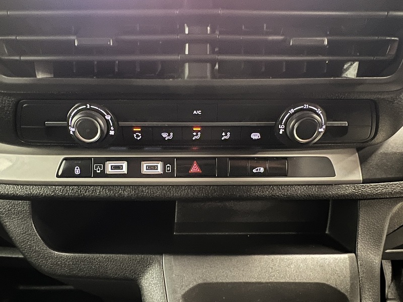 Used Vauxhall Vivaro 2024 for sale - 77668081: Photo 22