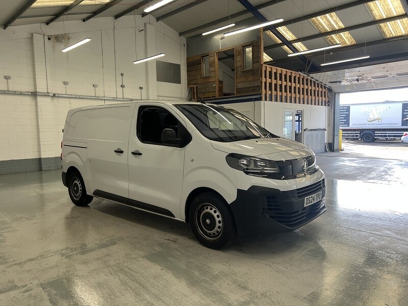 Used Vauxhall Vivaro for sale - 77668081: Photo 4