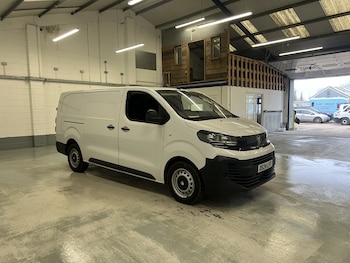 Used Vauxhall Vivaro 2024 for sale - 77609552: Photo