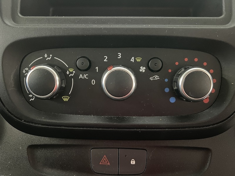 Used Renault Trafic 2021 for sale - 77337641: Photo 9