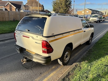 Used Toyota Hilux 2020 for sale - 77055061: Photo