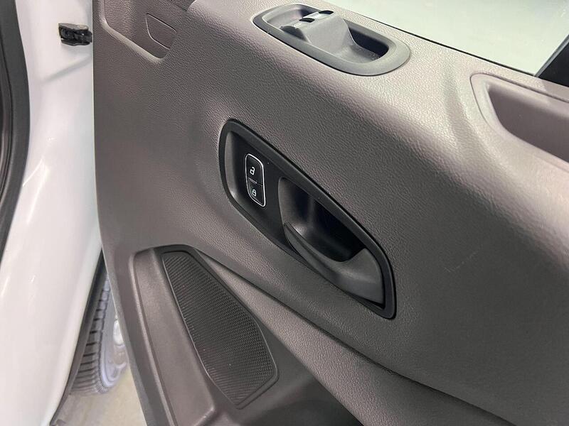 Used Ford Transit 2022 for sale - 76904397: Photo 33
