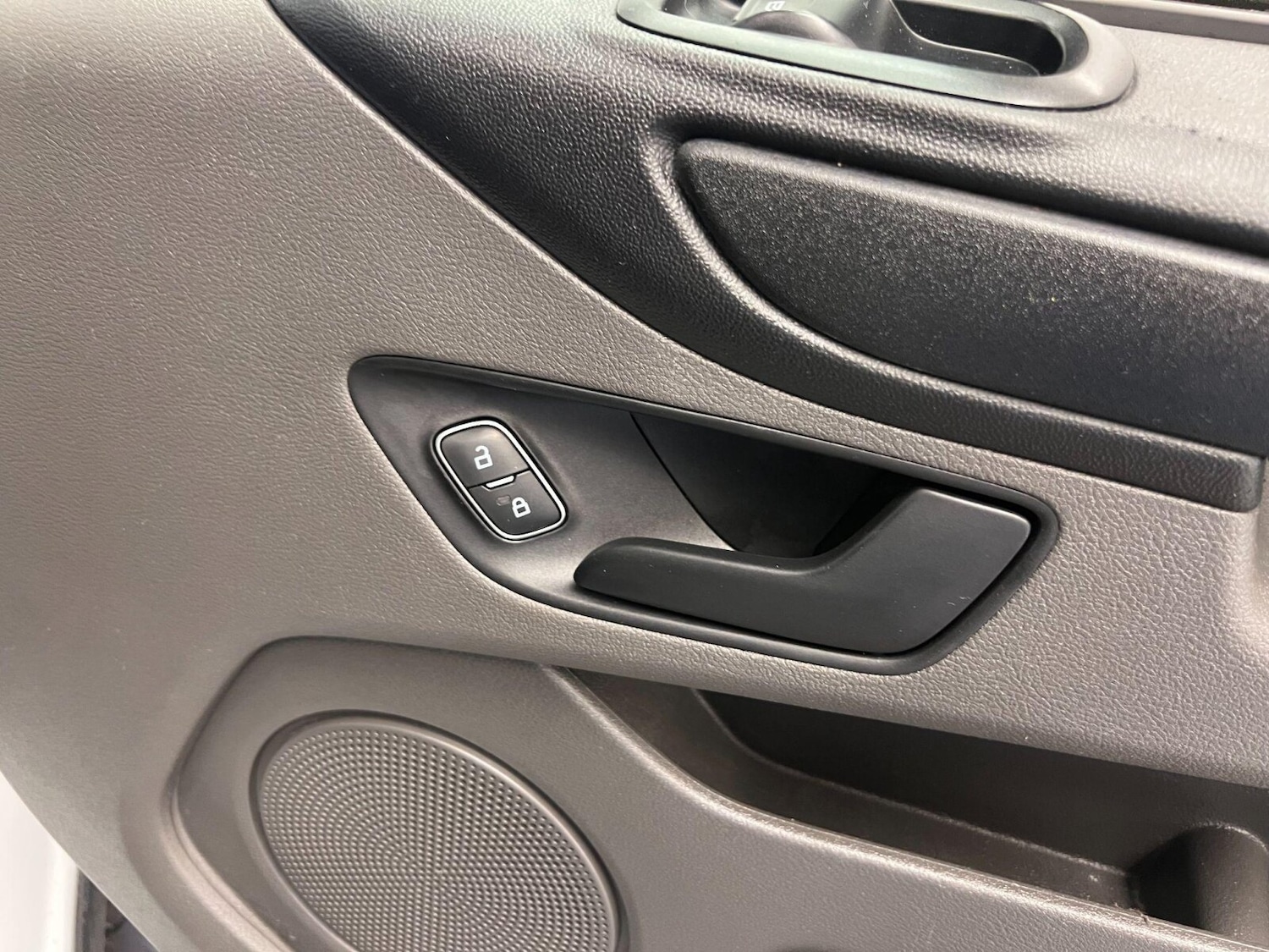 Used Ford Transit Custom 2019 for sale - 76868419: Photo 27