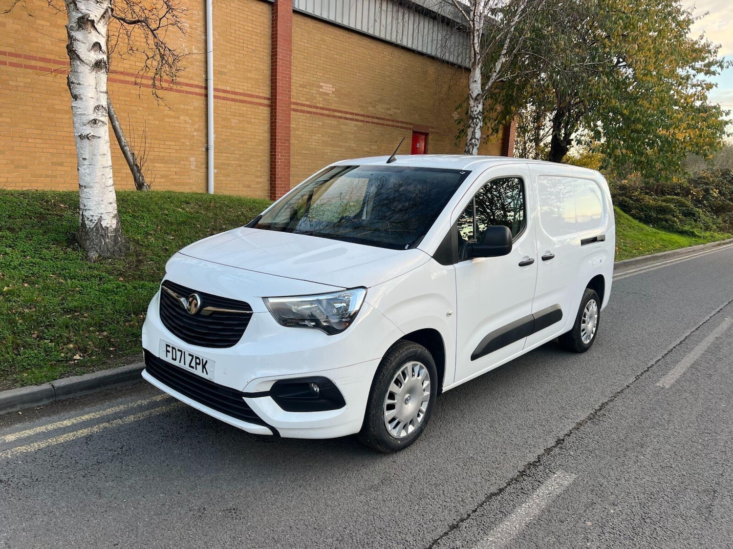 Used Vauxhall Combo 2022 for sale - 76479802: Photo 1