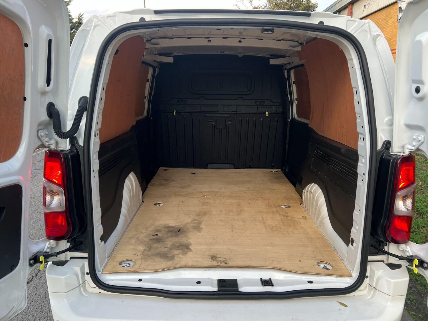 Used Vauxhall Combo 2022 for sale - 76479802: Photo 5