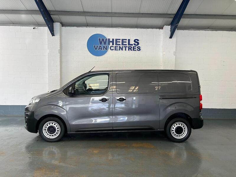 Used Citroen Dispatch 2023 for sale - 76904336: Photo 2