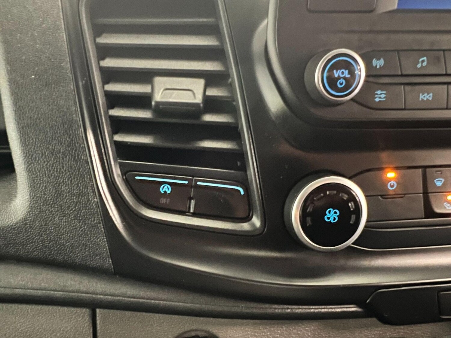 Used Ford Transit 2022 for sale - 76870086: Photo 26