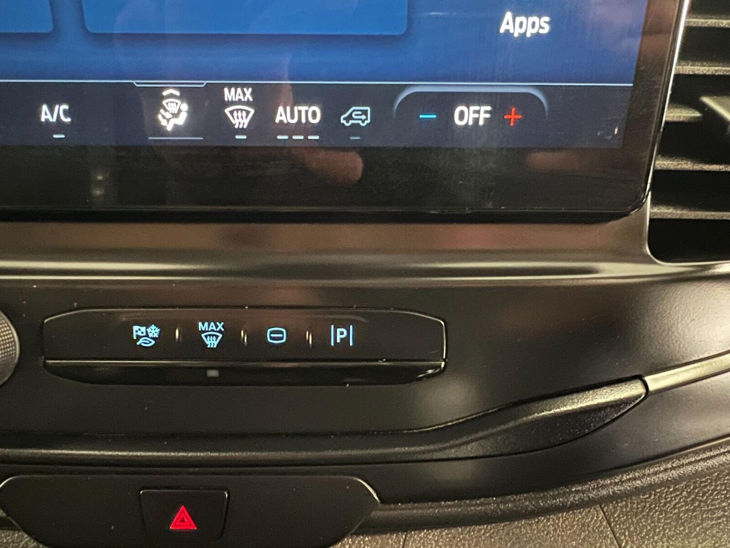 Used Ford Transit 2024 for sale - 76375536: Photo 32