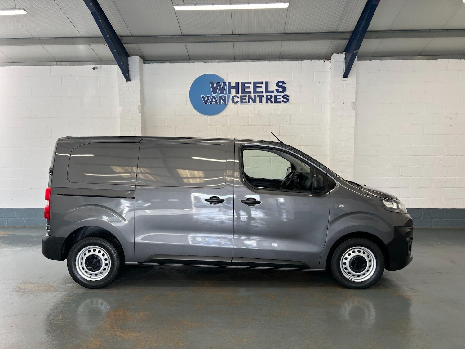 Used Citroen Dispatch 2023 for sale - 76873108: Photo 7