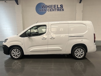 Used Citroen Berlingo 2024 for sale - 79436402: Photo