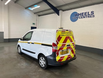 Used Ford Transit Courier 2021 for sale - 76660906: Photo