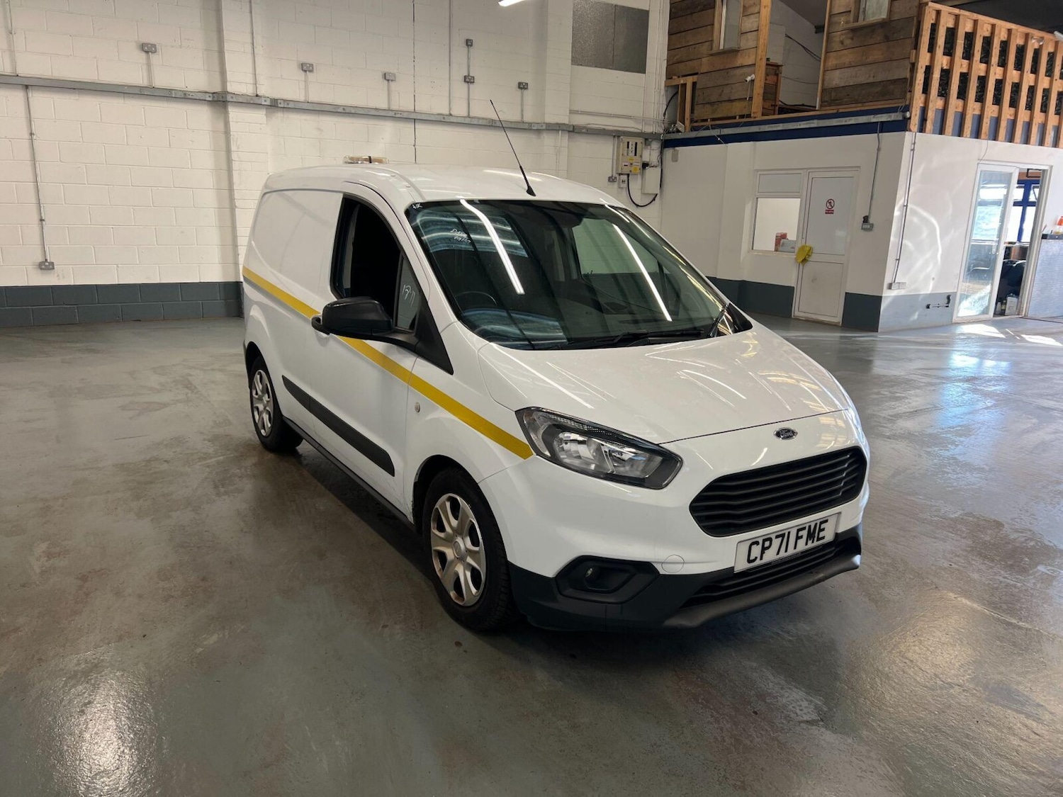 Used Ford Transit Courier 2021 for sale - 76660906: Photo 4
