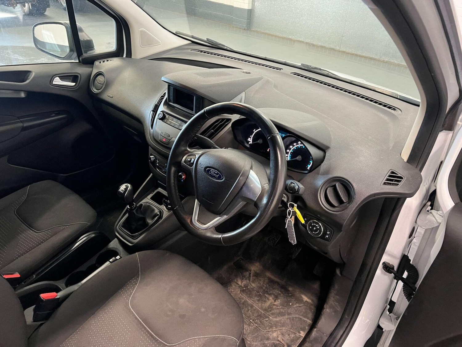 Used Ford Transit Courier 2021 for sale - 76660906: Photo 6