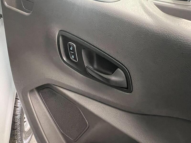 Used Ford Transit 2023 for sale - 76904053: Photo 12