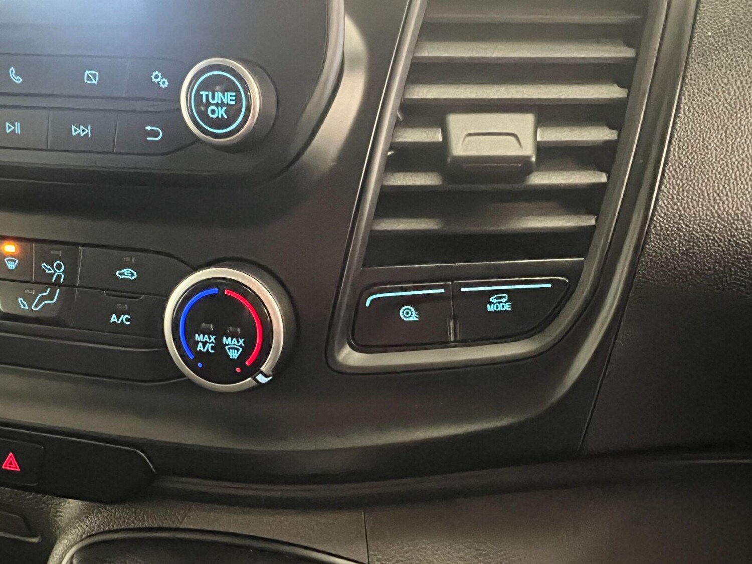 Used Ford Transit 2023 for sale - 76355132: Photo 19