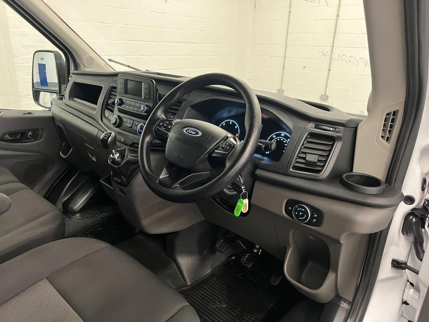 Used Ford Transit 2023 for sale - 76355132: Photo 23