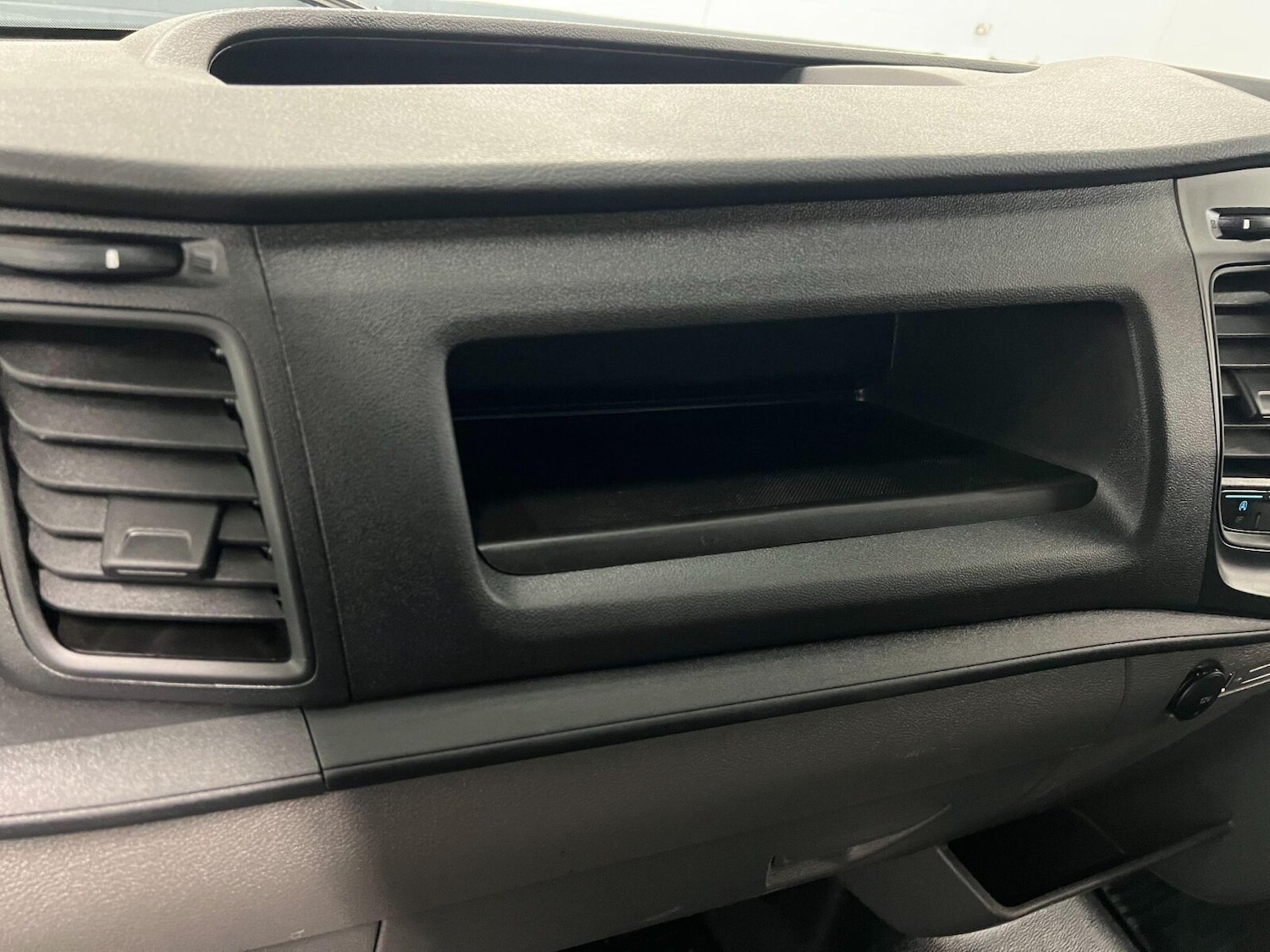 Used Ford Transit 2023 for sale - 76355132: Photo 40