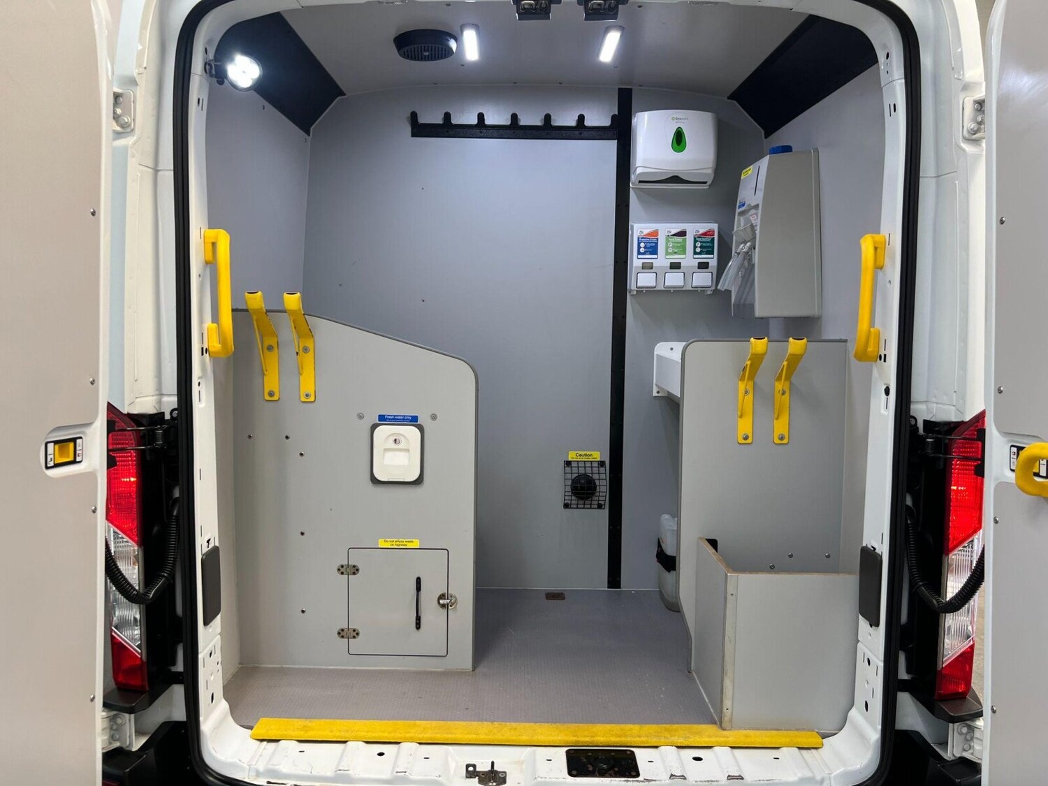 Used Ford Transit 2022 for sale - 75406529: Photo 7