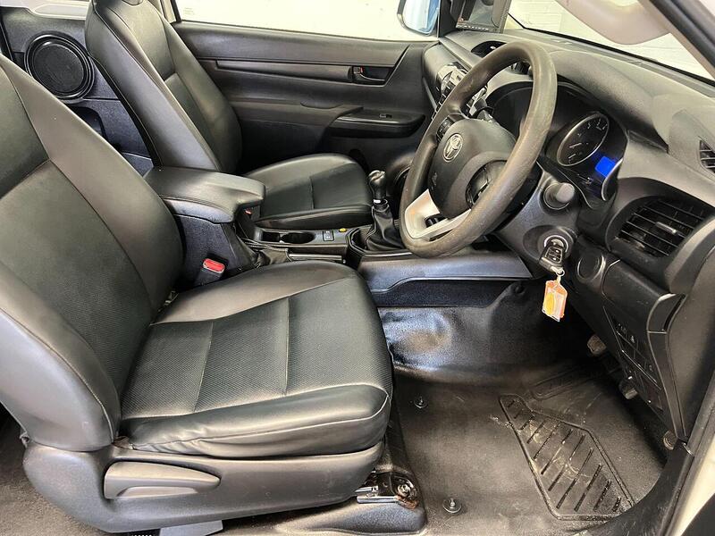 Used Toyota Hilux 2020 for sale - 76904215: Photo 12