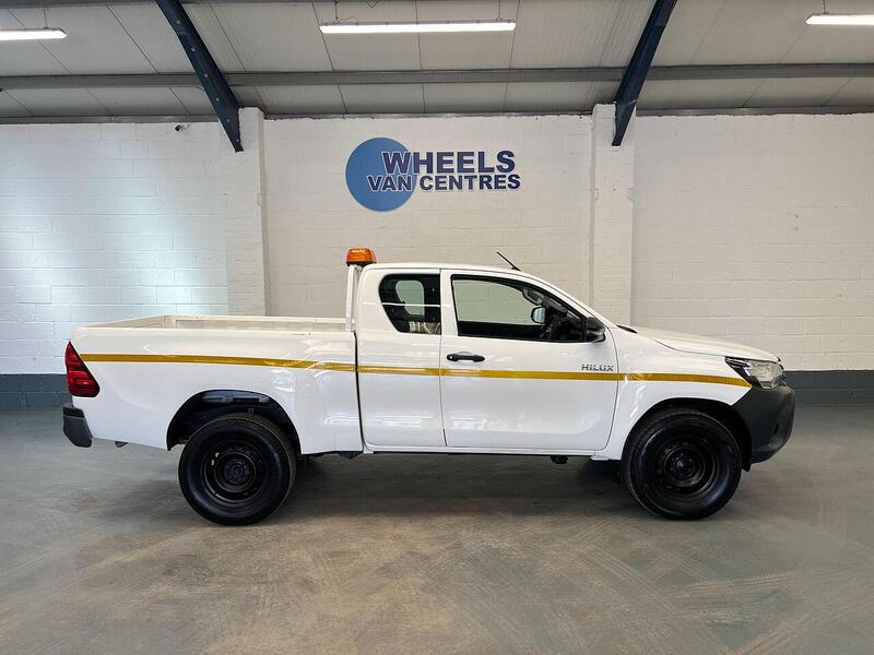 Used Toyota Hilux 2020 for sale - 76904215: Photo 8