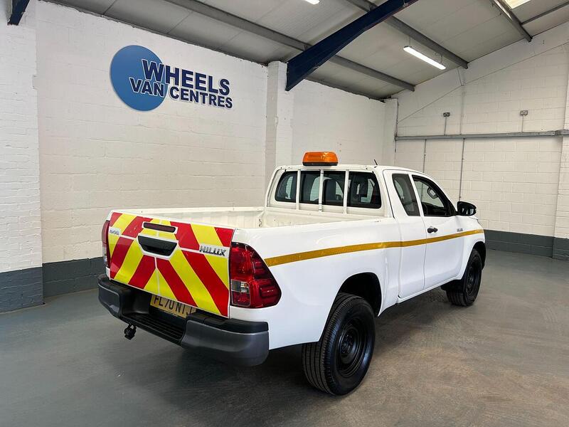 Used Toyota Hilux 2020 for sale - 76904215: Photo 9