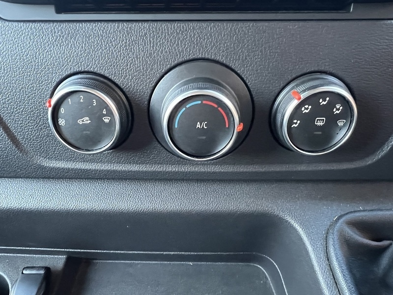 Used Renault Master for sale - 77023997: Photo 9