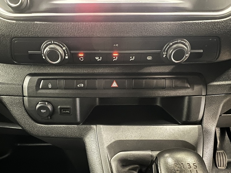 Used Citroen Dispatch 2023 for sale - 76950841: Photo 24