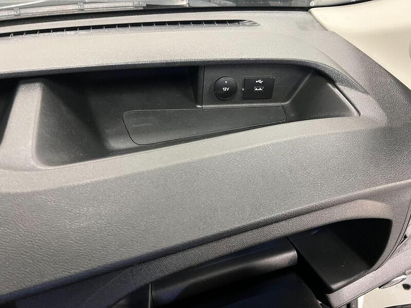 Used Ford Transit 2023 for sale - 76903991: Photo 40