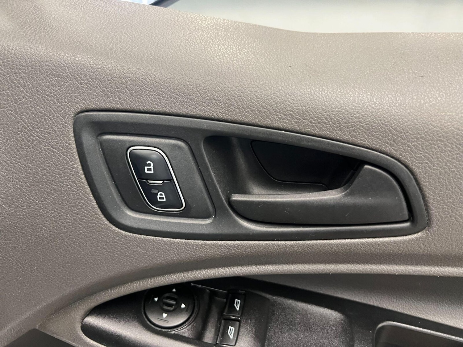 Used Ford Transit Connect 2019 for sale - 76494068: Photo 12