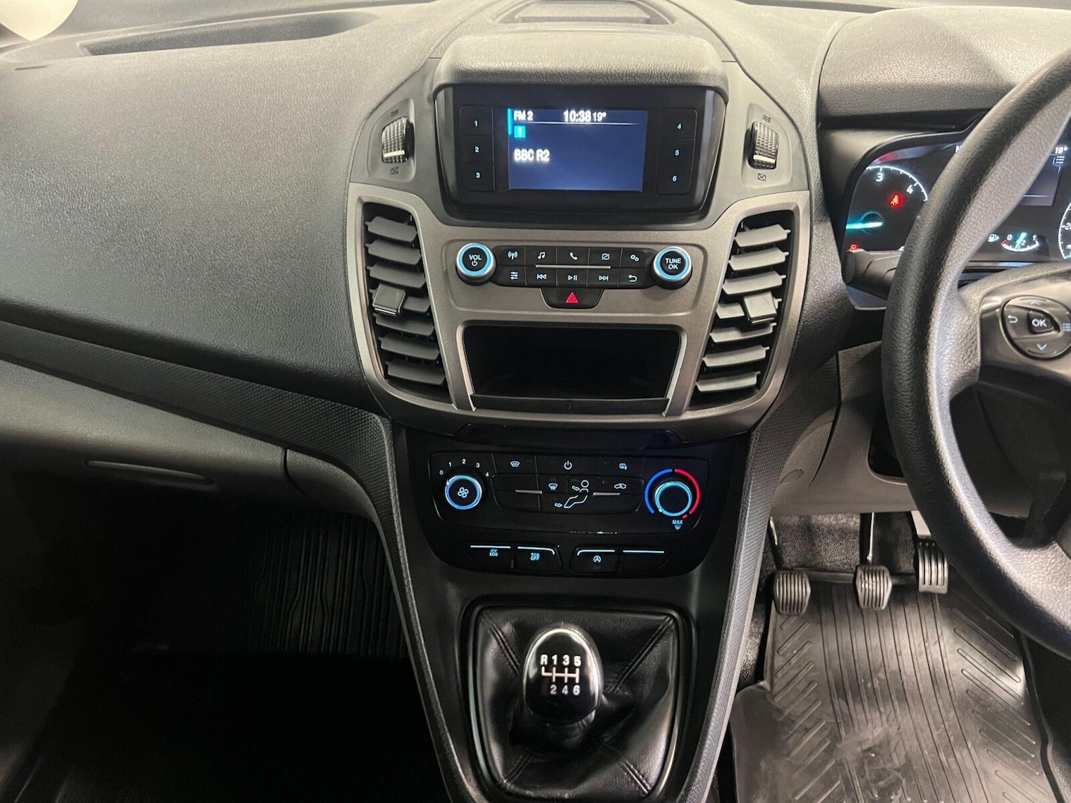 Used Ford Transit Connect 2019 for sale - 76494068: Photo 18