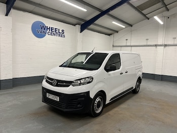 Vauxhall Vivaro feature image