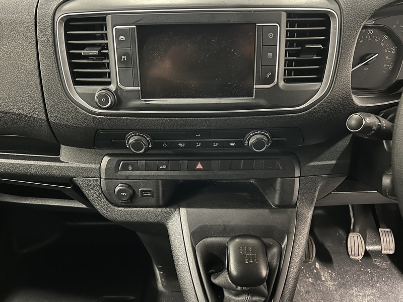 Used Vauxhall Vivaro 2023 for sale - 76950835: Photo 8