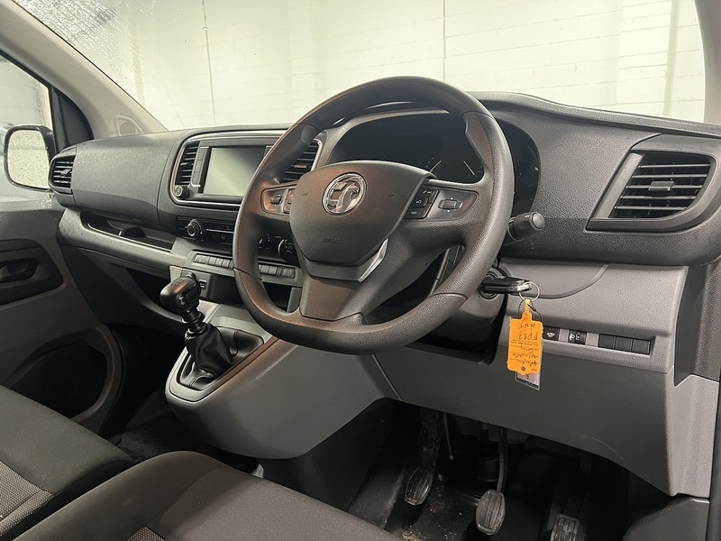Used Vauxhall Vivaro 2022 for sale - 77222936: Photo 6