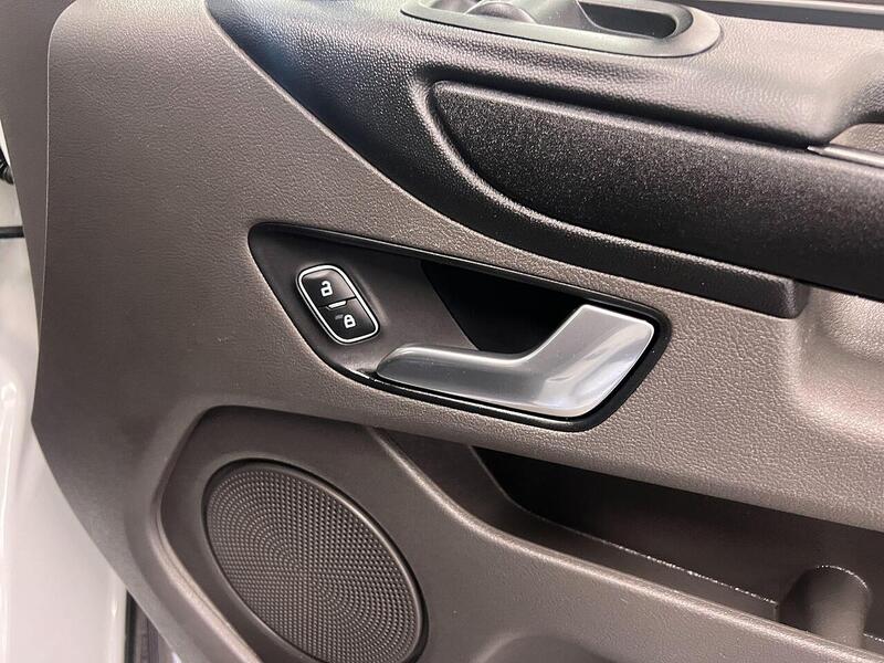 Used Ford Transit Custom 2021 for sale - 76903947: Photo 32