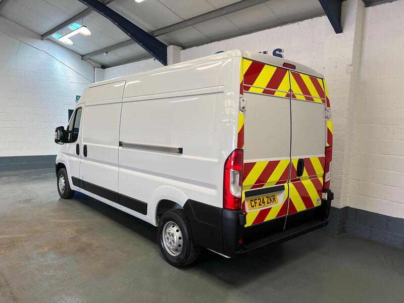 Used Vauxhall Movano 2024 for sale - 76904078: Photo 5