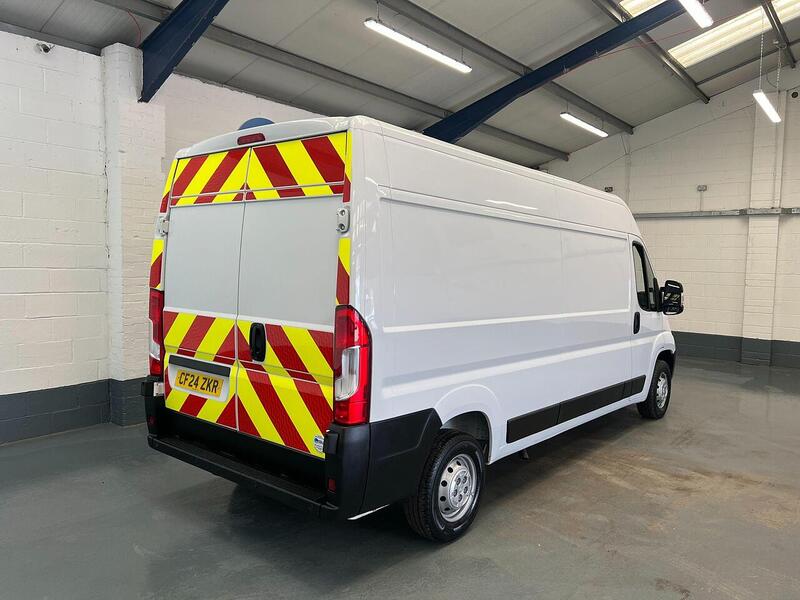 Used Vauxhall Movano 2024 for sale - 76904078: Photo 8