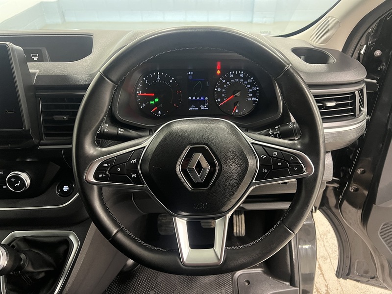 Used Renault Trafic 2022 for sale - 77735164: Photo 9