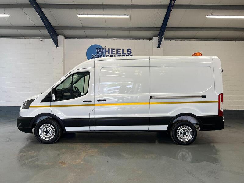 Used Ford Transit 2023 for sale - 77365310: Photo 2