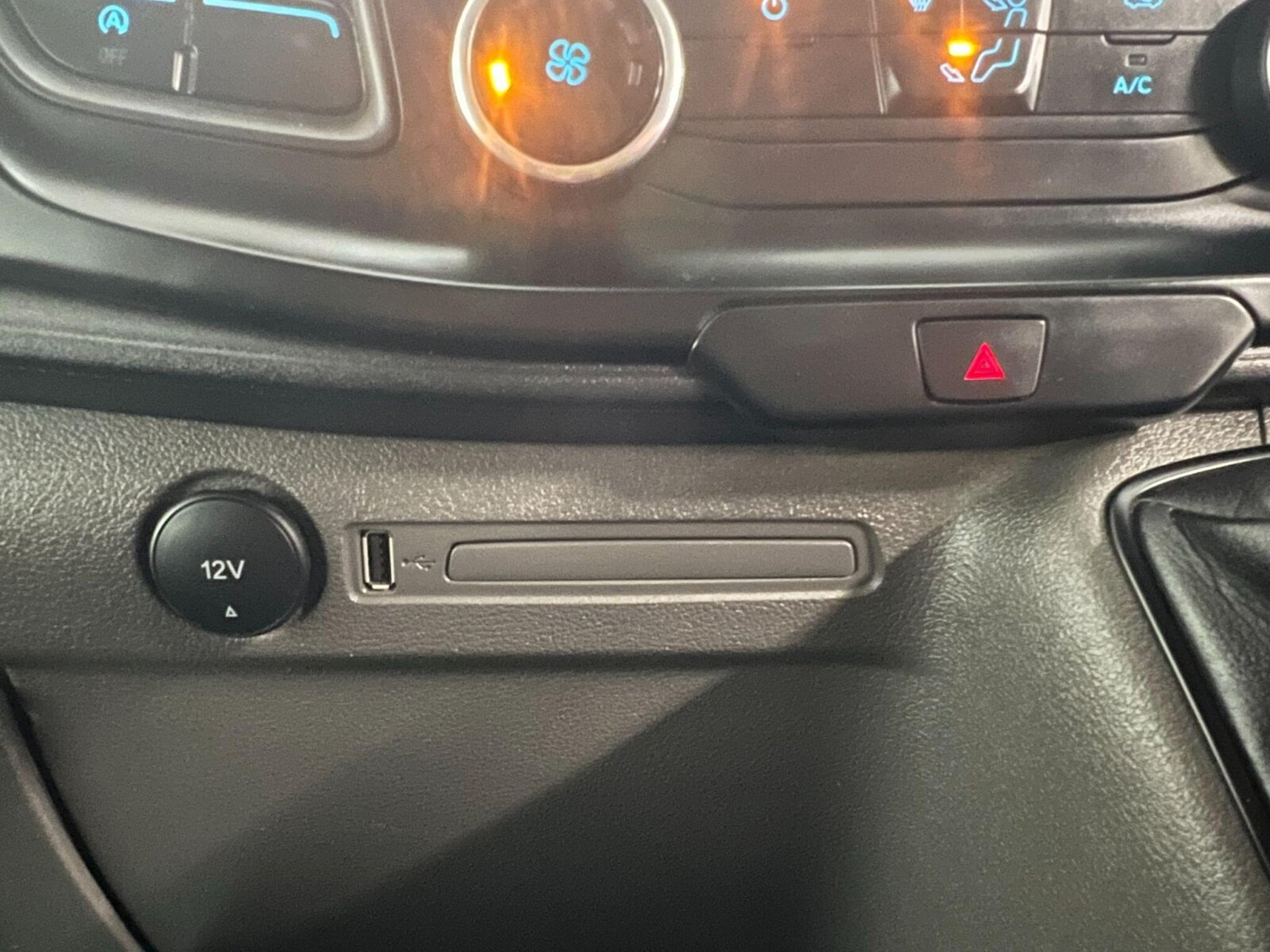 Used Ford Transit 2023 for sale - 76233998: Photo 24