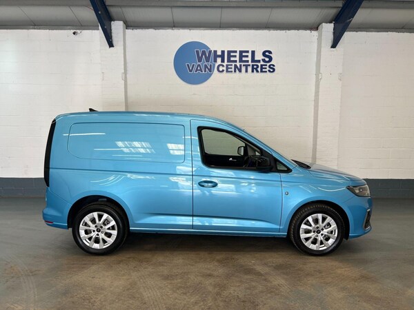 Used Ford Transit Connect 2025 for sale - 76178061: Photo 7