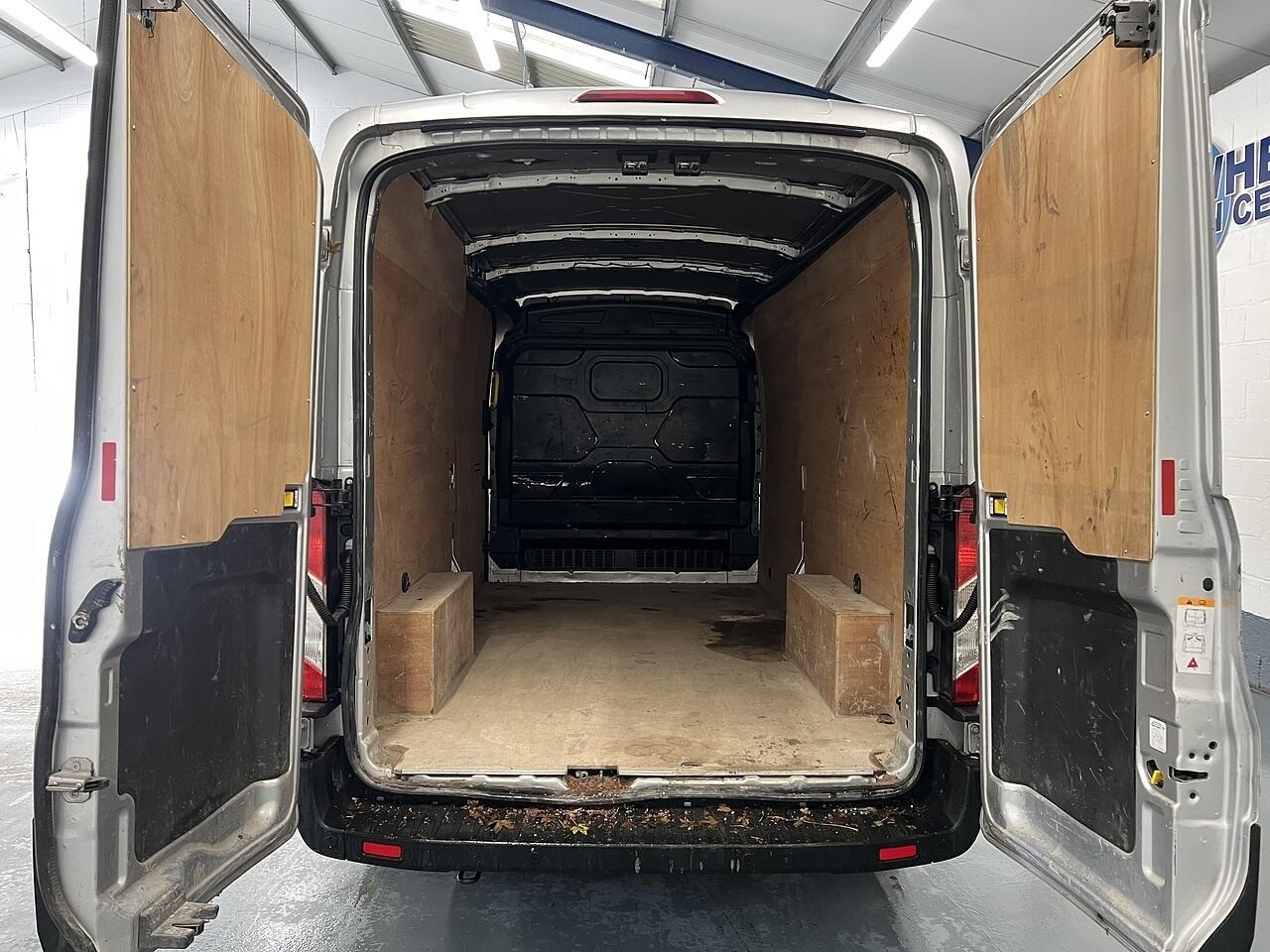 Used Ford Transit 2023 for sale - 76788208: Photo 5