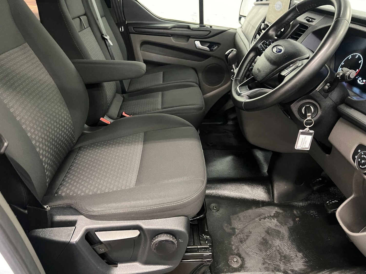 Used Ford Transit Custom 2022 for sale - 76870850: Photo 10