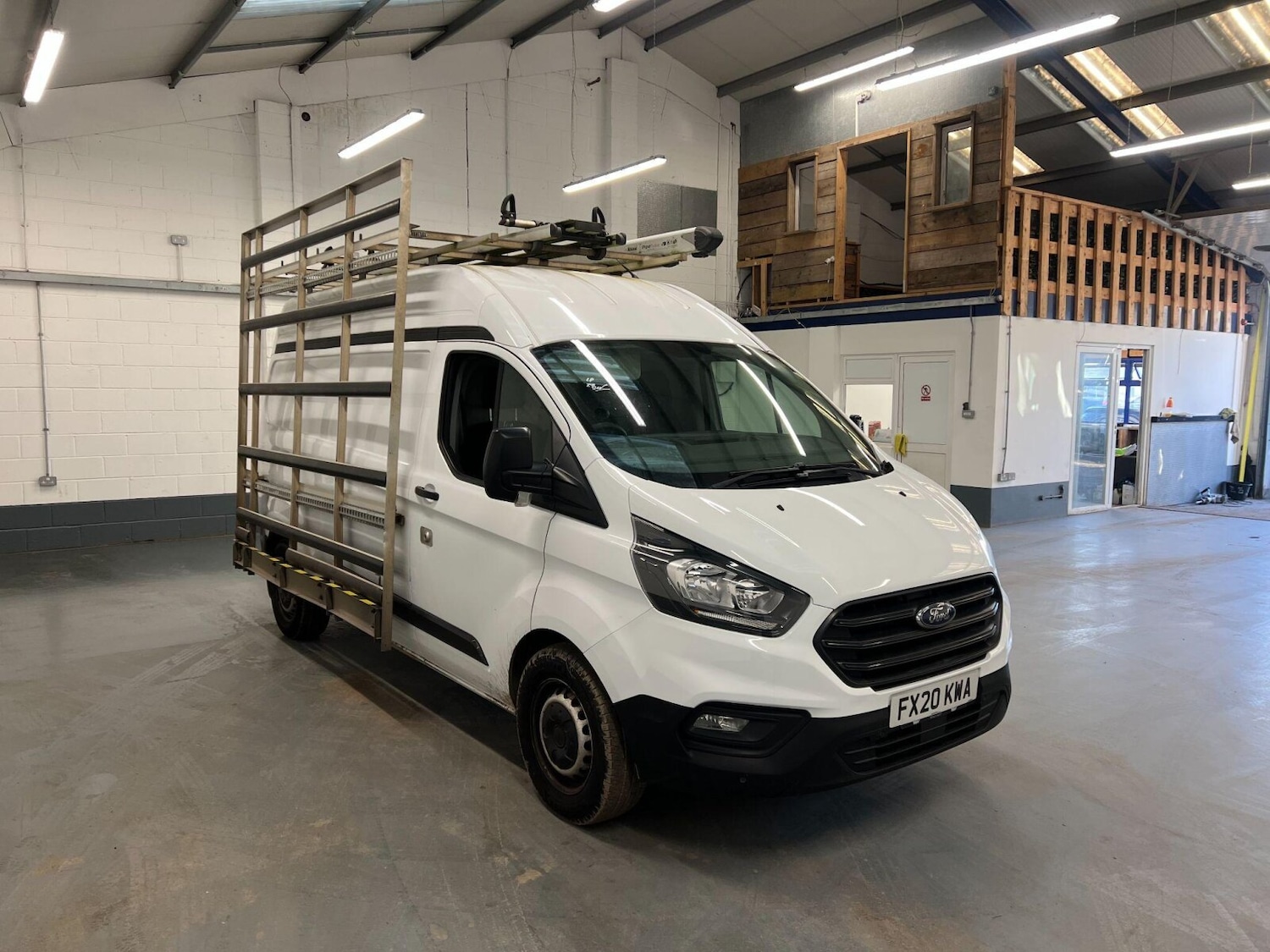 Used Ford Transit Custom 2020 for sale - 76640307: Photo 4