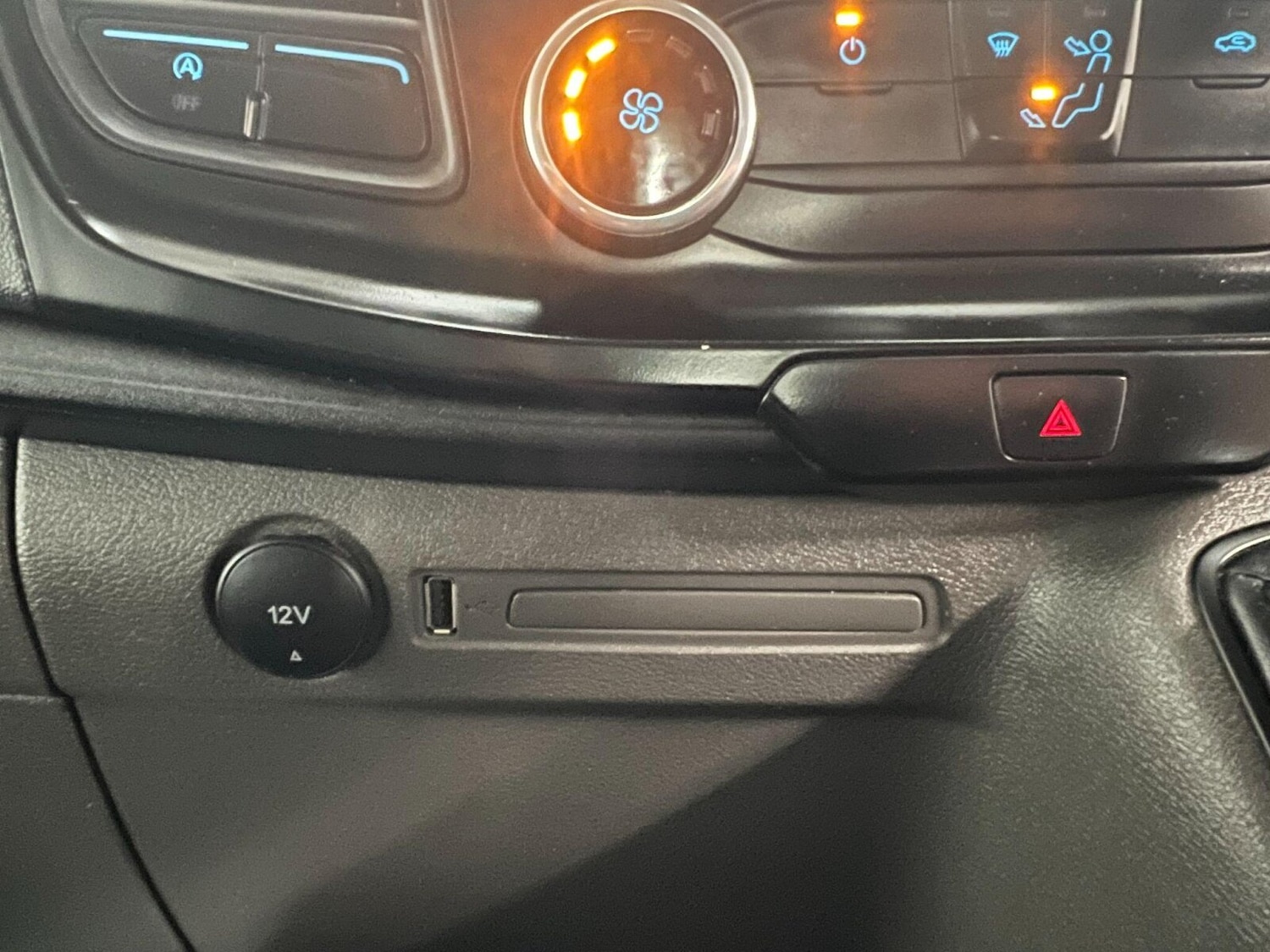 Used Ford Transit 2022 for sale - 76233983: Photo 21