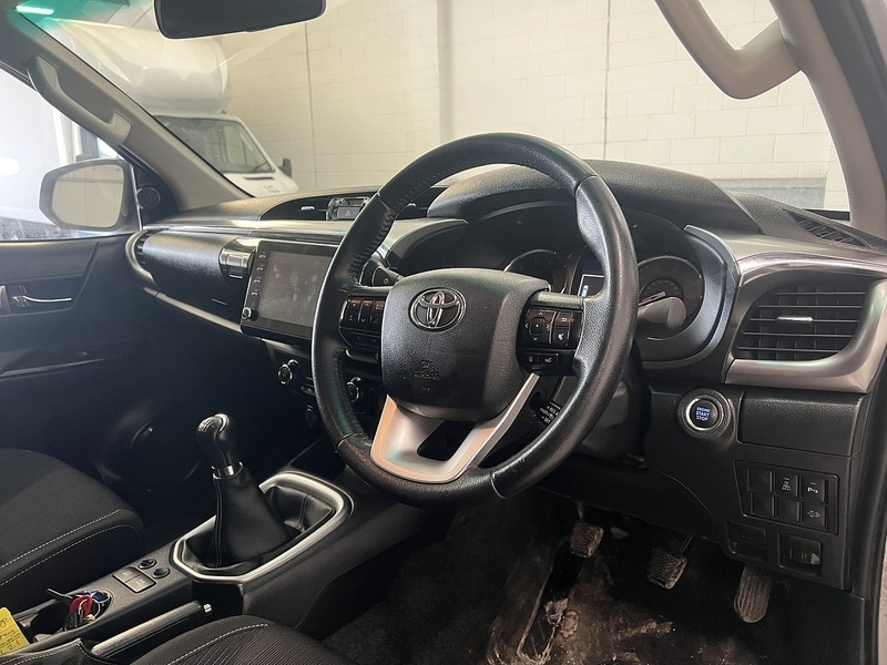 Used Toyota Hilux for sale - 77677136: Photo 7